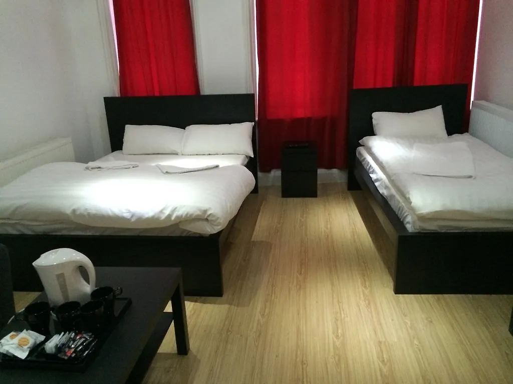Duke Of Fife Hotel Barking  2*, Barking (Greater London)